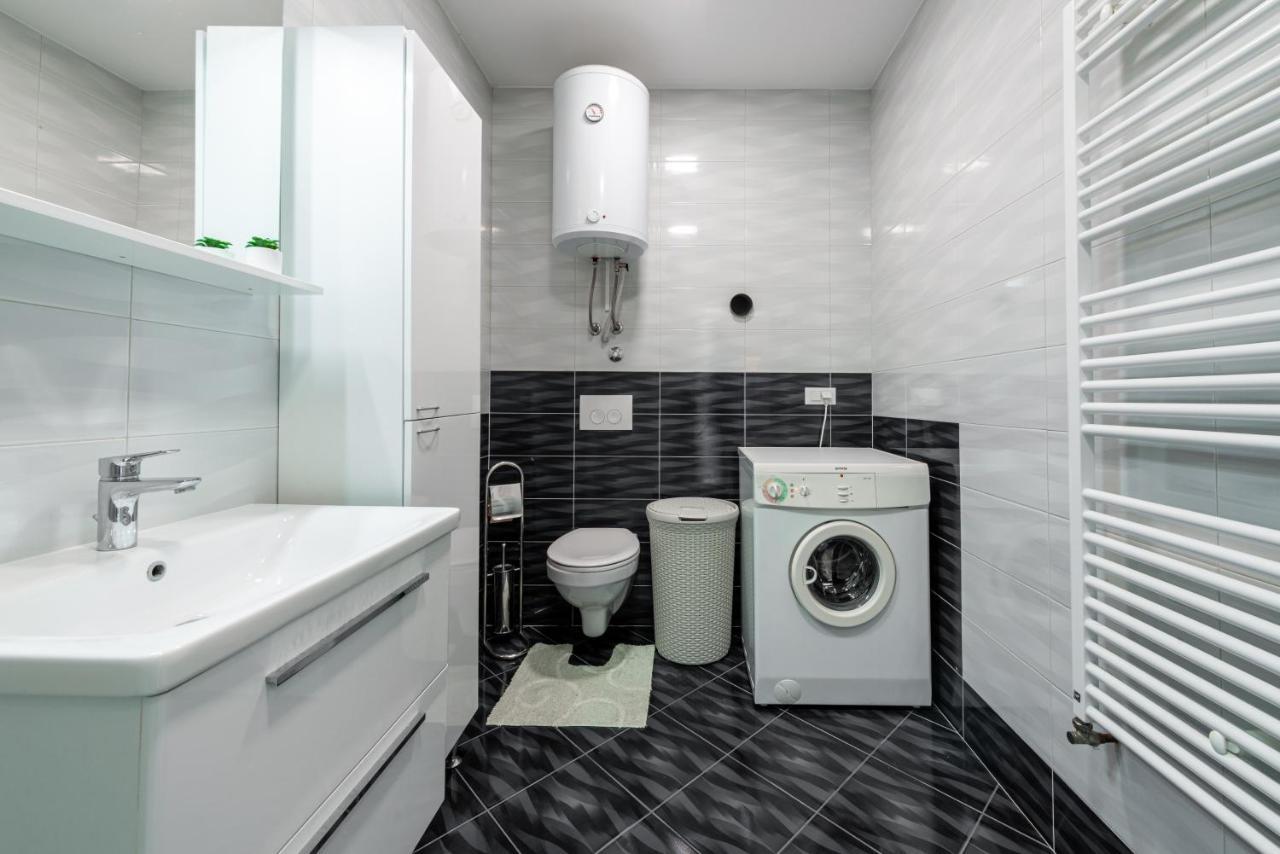 Village Apartments Mimi Pridvorje Екстериор снимка